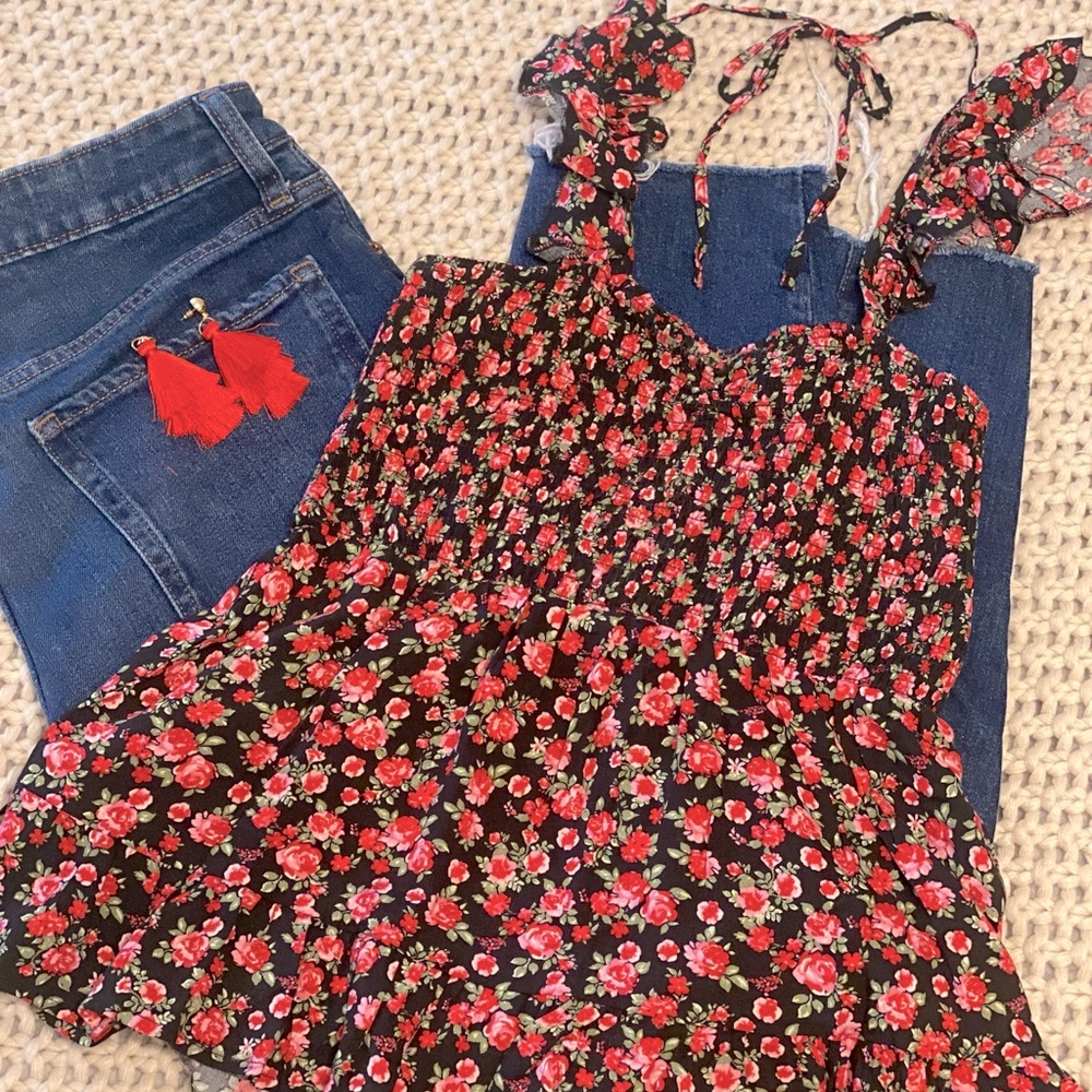 Women’s Floral Tank, Medium